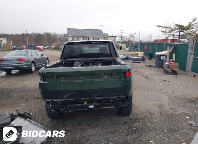 7FCTGAAA7NN016514 2022 Rivian R1T photo no. 17