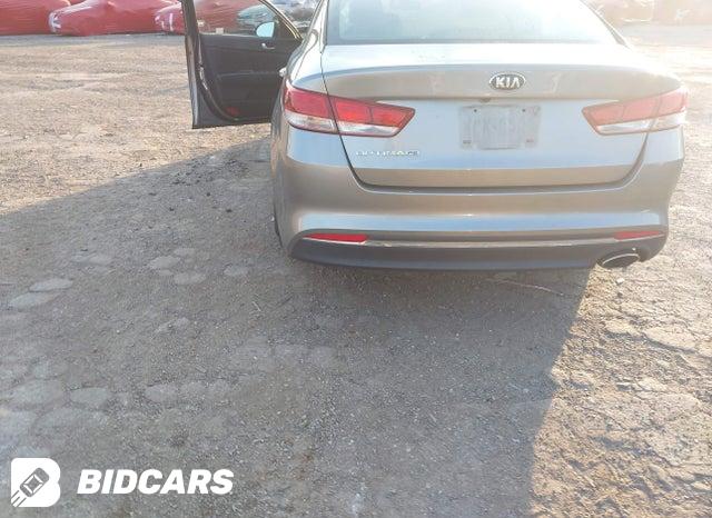 5XXGT4L39GG032473 2016 KIA Optima photo no. 14