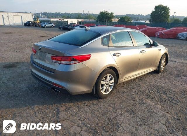5XXGT4L39GG032473 2016 KIA Optima photo no. 4