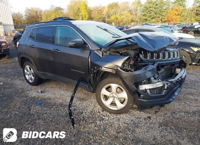 3C4NJDBB8JT366401 2018 Jeep Compass photo no. 1