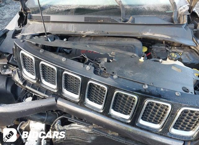3C4NJDBB8JT366401 2018 Jeep Compass photo no. 10