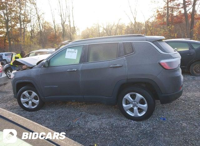 3C4NJDBB8JT366401 2018 Jeep Compass photo no. 13