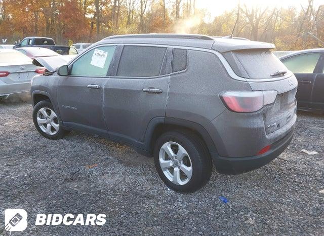 3C4NJDBB8JT366401 2018 Jeep Compass photo no. 3