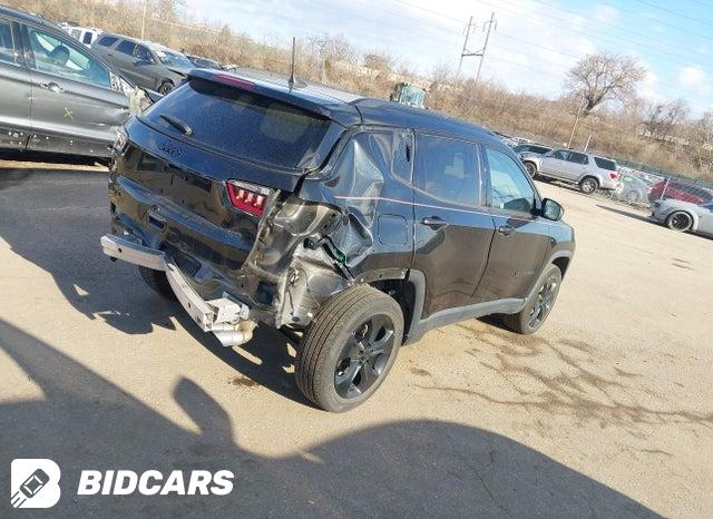 3C4NJDBB8KT623171 2019 Jeep Compass photo no. 4
