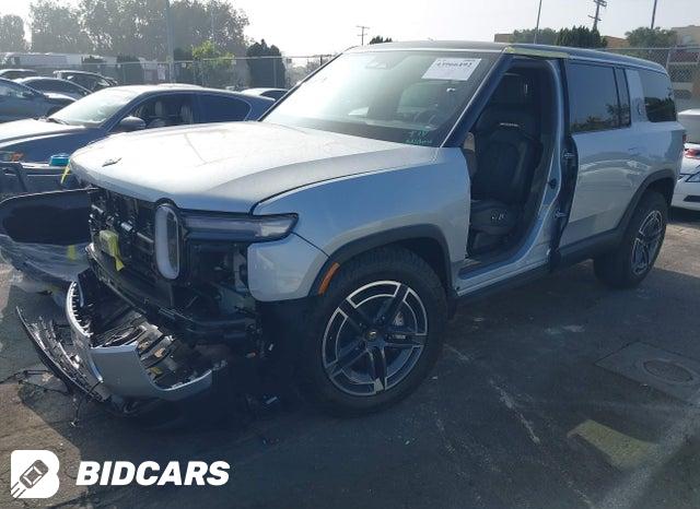 7PDSGGBA6TN080102 2026 Rivian R1S photo no. 6