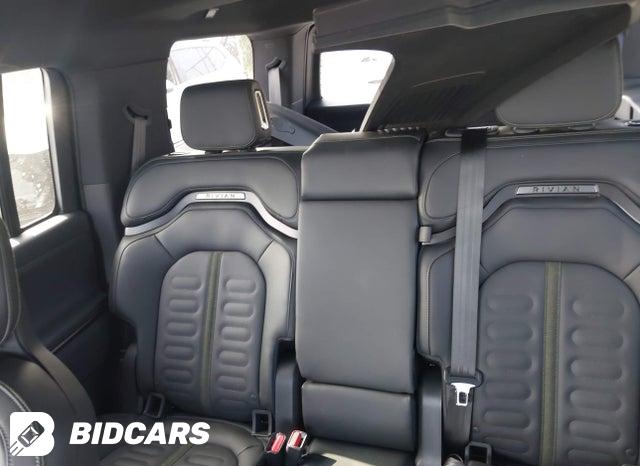 7PDSGGBA6TN080102 2026 Rivian R1S photo no. 8