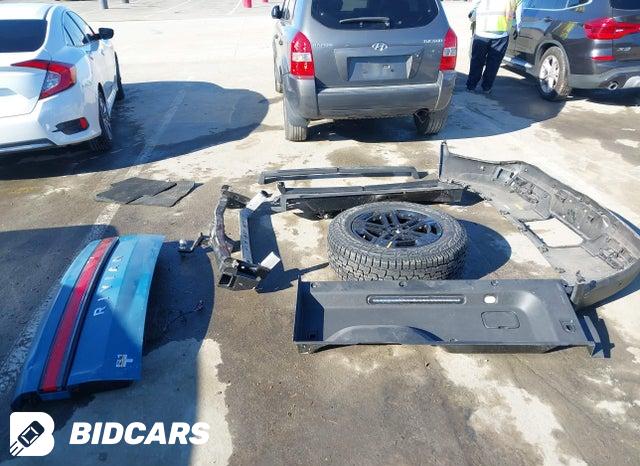 7FCTGAAA4NN010721 2022 Rivian R1T photo no. 12