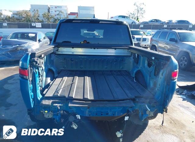 7FCTGAAA4NN010721 2022 Rivian R1T photo no. 17