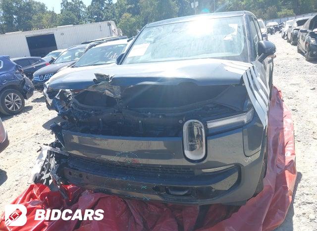 7PDSGBBA0SN060364 2025 Rivian R1S photo no. 6