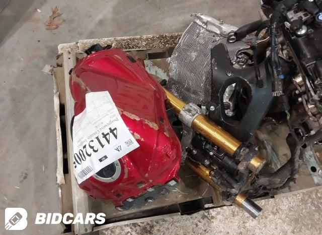 JS1DM11H5S7100678 2025 Suzuki GSX-R1000 photo no. 11