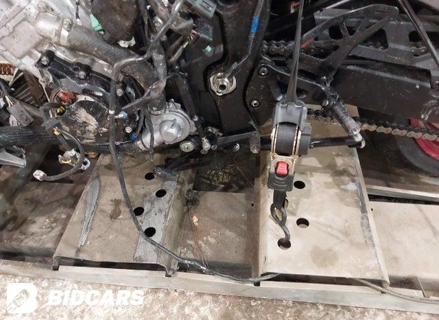 JS1DM11H5S7100678 2025 Suzuki GSX-R1000 photo no. 8
