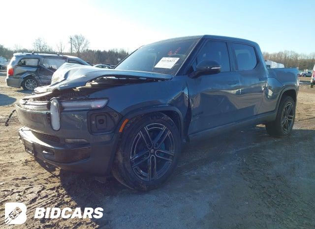 7FCTGAAP4TN043560 2026 Rivian R1T photo no. 2