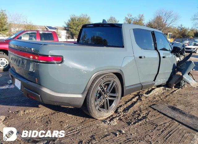 7FCTGAAP4TN043560 2026 Rivian R1T photo no. 4