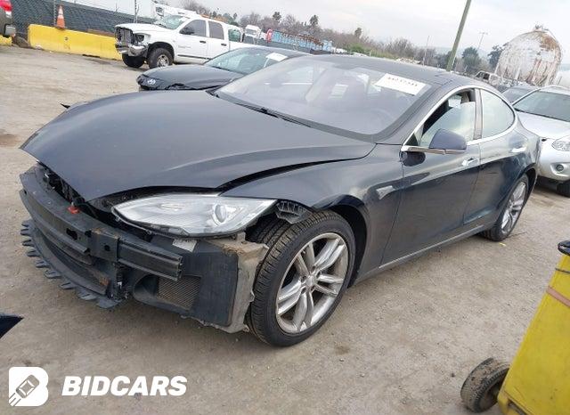 5YJSA1CN2DFP21138 2013 Tesla Model S photo no. 2