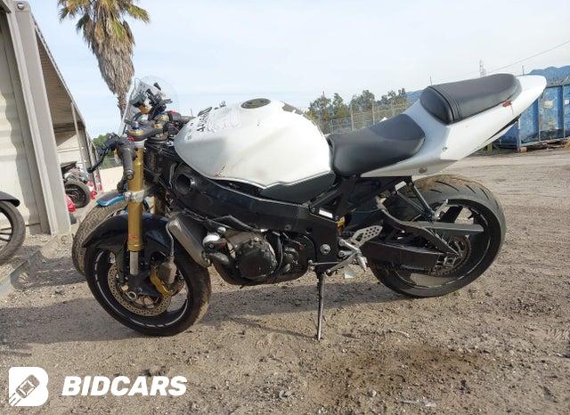 JS1GR7JA752104513 2005 Suzuki GSX-R750 photo no. 13