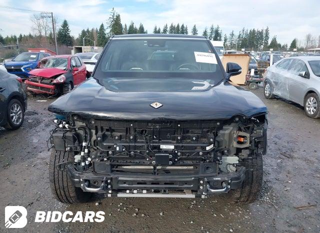 7PDSGABA9PN013254 2023 Rivian R1S photo no. 13