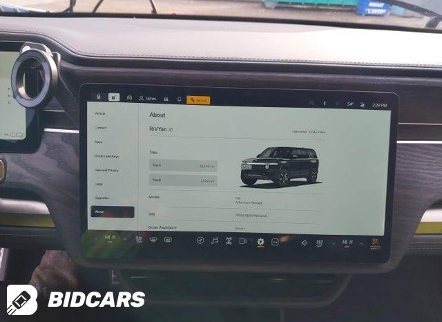 7PDSGABA9PN013254 2023 Rivian R1S photo no. 19