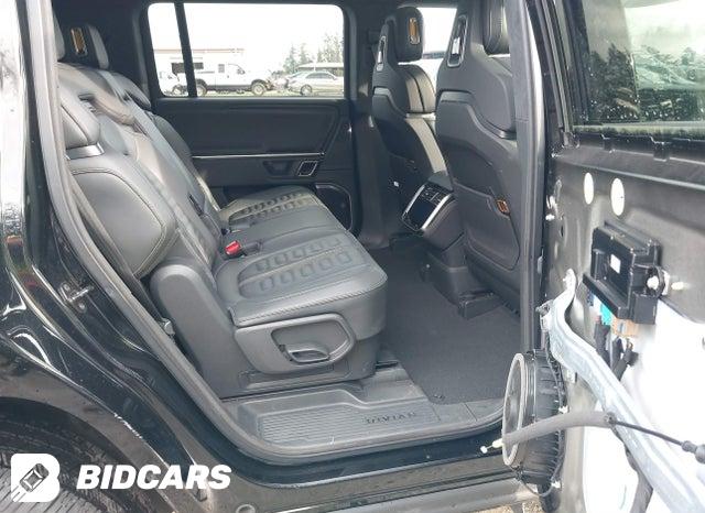 7PDSGABA9PN013254 2023 Rivian R1S photo no. 21