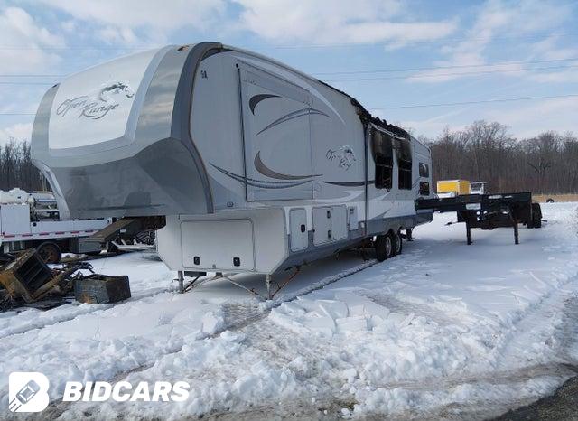 5XMFE3927C5008027 2012 Open Range Rv 5th Wheel photo no. 2