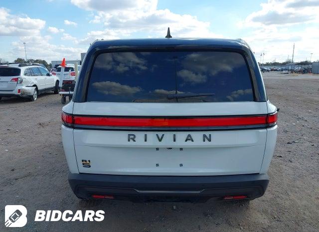 7PDSGCBPXSN057904 2025 Rivian R1S photo no. 17