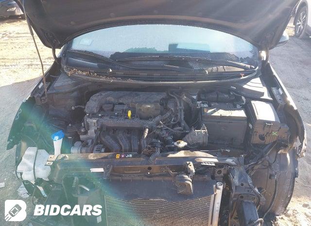 3KPA24AD2ME377384 2021 KIA Rio photo no. 10