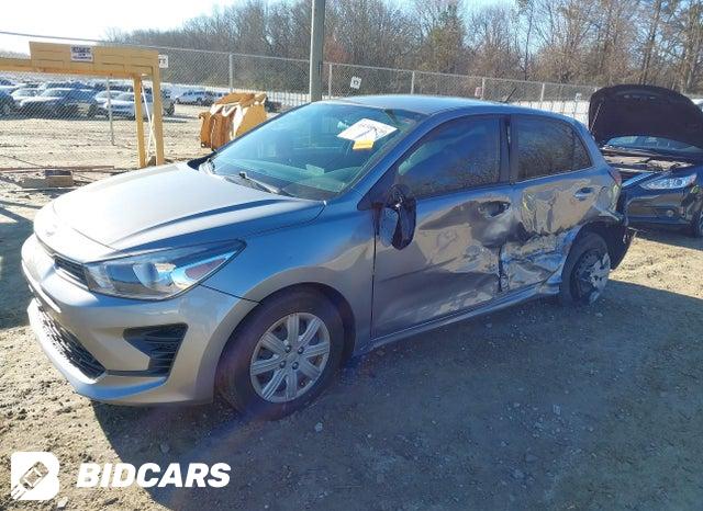 3KPA25AD0ME375882 2021 KIA Rio photo no. 2