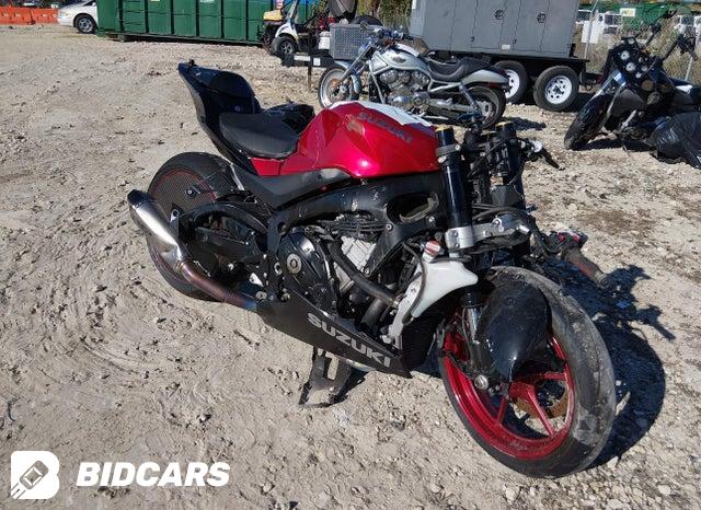 JS1DM11B5S7100059 2025 Suzuki GSX-R1000 photo no. 1