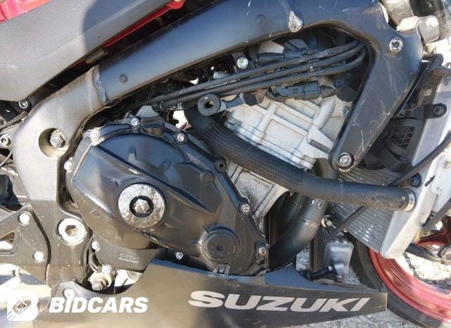 JS1DM11B5S7100059 2025 Suzuki GSX-R1000 photo no. 8