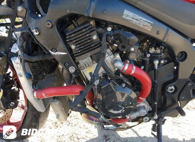 JS1DM11B5S7100059 2025 Suzuki GSX-R1000 photo no. 9