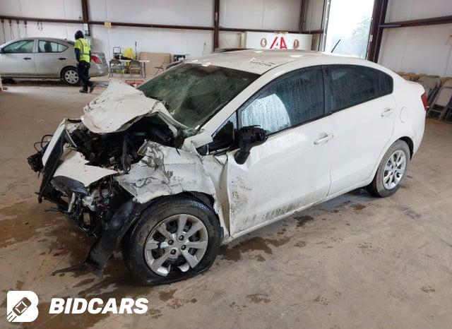 KNADM4A32E6406417 2014 KIA Rio photo no. 2