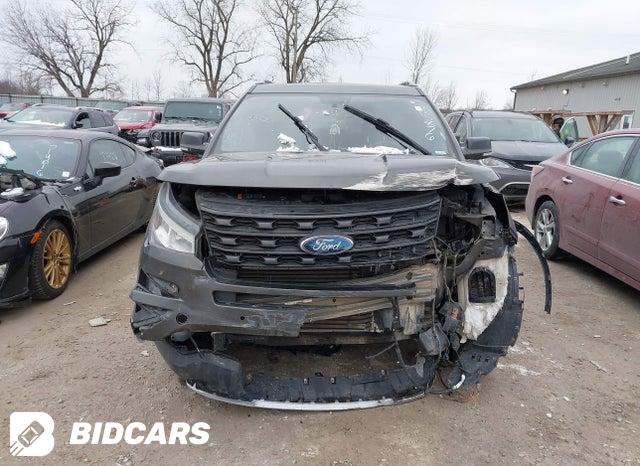 1FM5K8D86HGD65876 2017 Ford Explorer photo no. 12