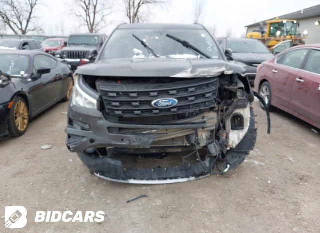 1FM5K8D86HGD65876 2017 Ford Explorer photo no. 6