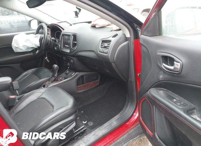 3C4NJDDB5HT632111 2017 Jeep New Compass photo no. 5