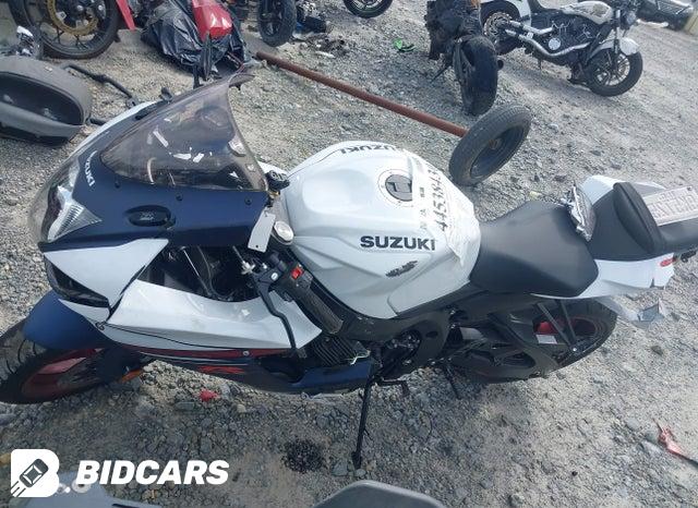 JS1GN7FA8S7100196 2025 Suzuki GSX-R600 photo no. 13