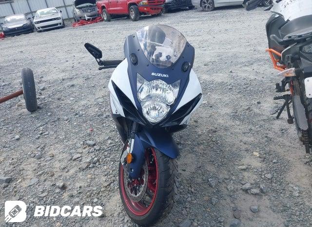 JS1GN7FA8S7100196 2025 Suzuki GSX-R600 photo no. 5