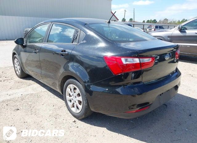 KNADM4A38H6058112 2017 KIA Rio photo no. 3