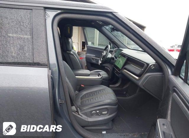 7PDSGBBA5SN065804 2025 Rivian R1S photo no. 5