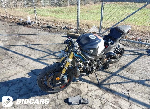 JS1GR7MA1G2100472 2016 Suzuki GSX-R750 photo no. 2