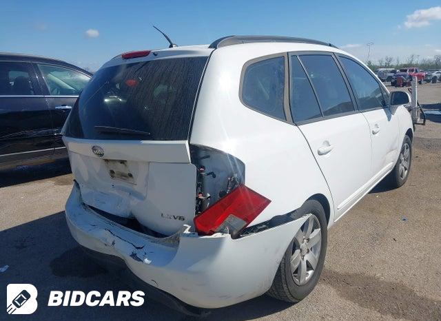KNAFG526X87136592 2008 KIA Rondo photo no. 4