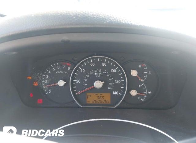 KNAFG526X87136592 2008 KIA Rondo photo no. 7