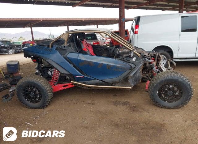 3JB8XAT45SE000494 2025 Can-Am Maverick R photo no. 13