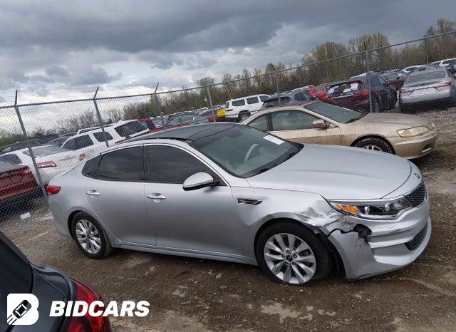 2016 KIA Optima — VIN 5XXGU4L39GG116807, şəkil 13