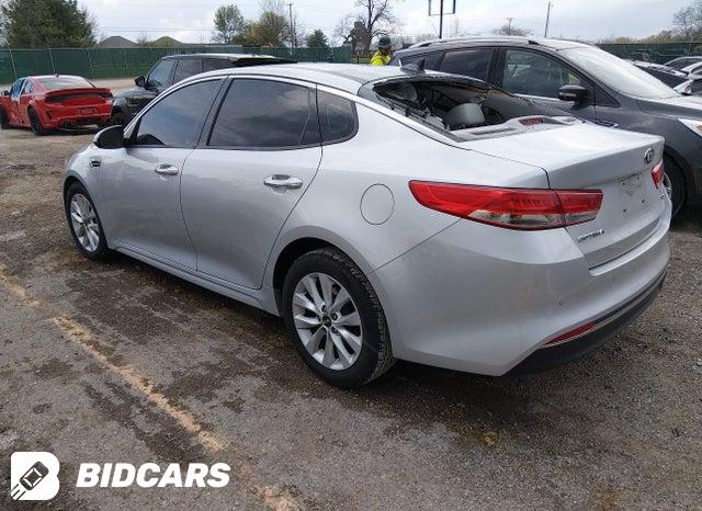 2016 KIA Optima — VIN 5XXGU4L39GG116807, şəkil 3