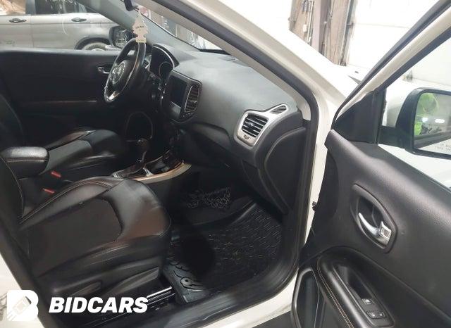 3C4NJDBB5KT734454 2019 Jeep Compass photo no. 5