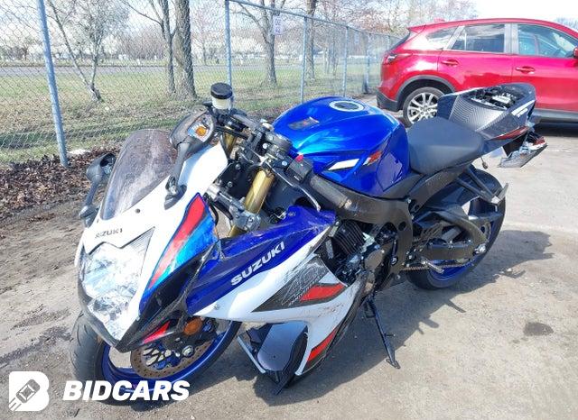JS1GR7MA9T7101415 2026 Suzuki GSX-R750 photo no. 2