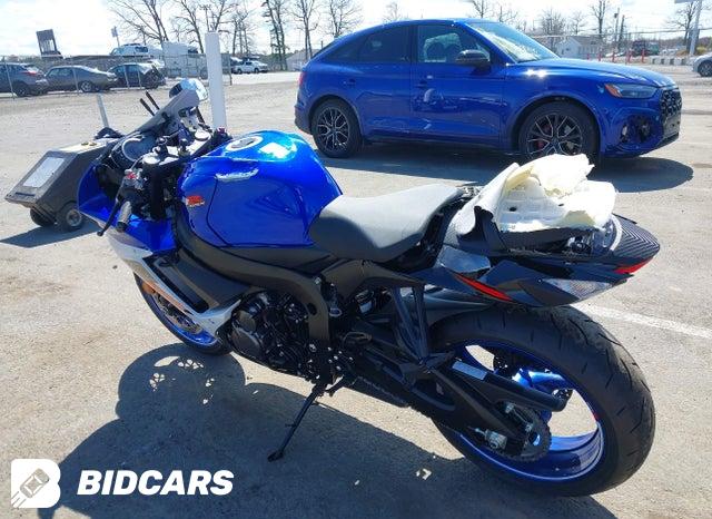 JS1GN7FAXT7100895 2026 Suzuki GSX-R600 photo no. 3