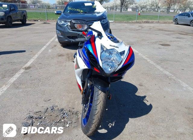 JS1GN7FAXT7100895 2026 Suzuki GSX-R600 photo no. 5