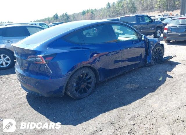 7SAYGDEE3NF481433 2022 Tesla Model Y photo no. 4