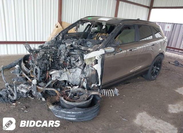 SALYL2RX8JA749865 2018 Land Rover Range Rover photo no. 2
