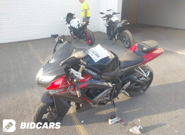JS1GN7EA582109624 2008 Suzuki GSX-R600 photo no. 2